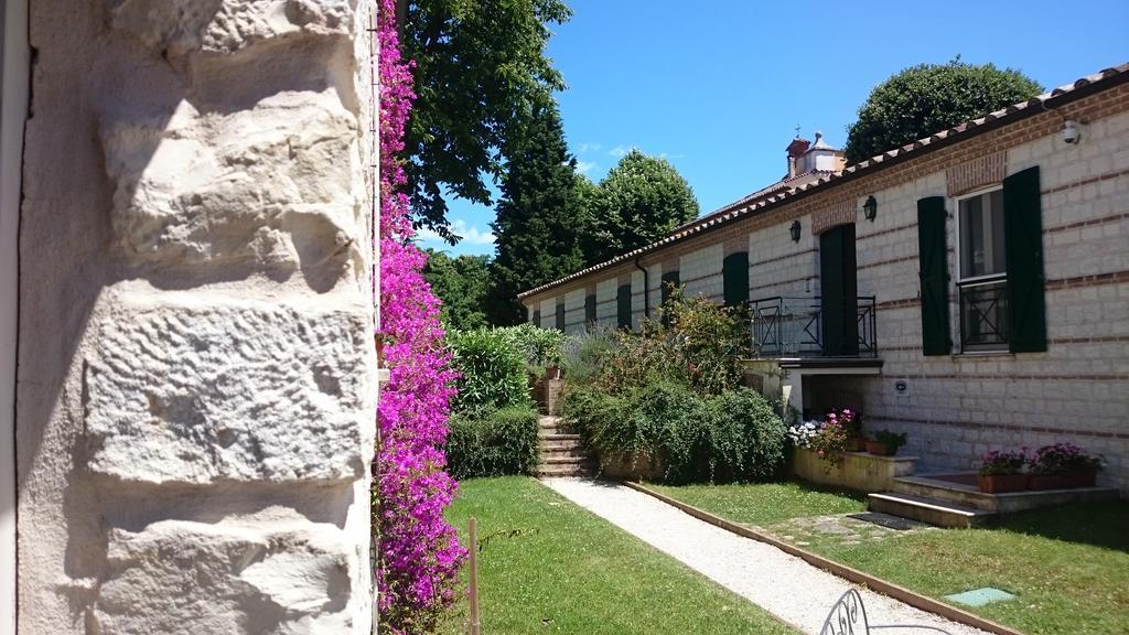 Valcastagno Relais & Residence Sirolo Exterior photo